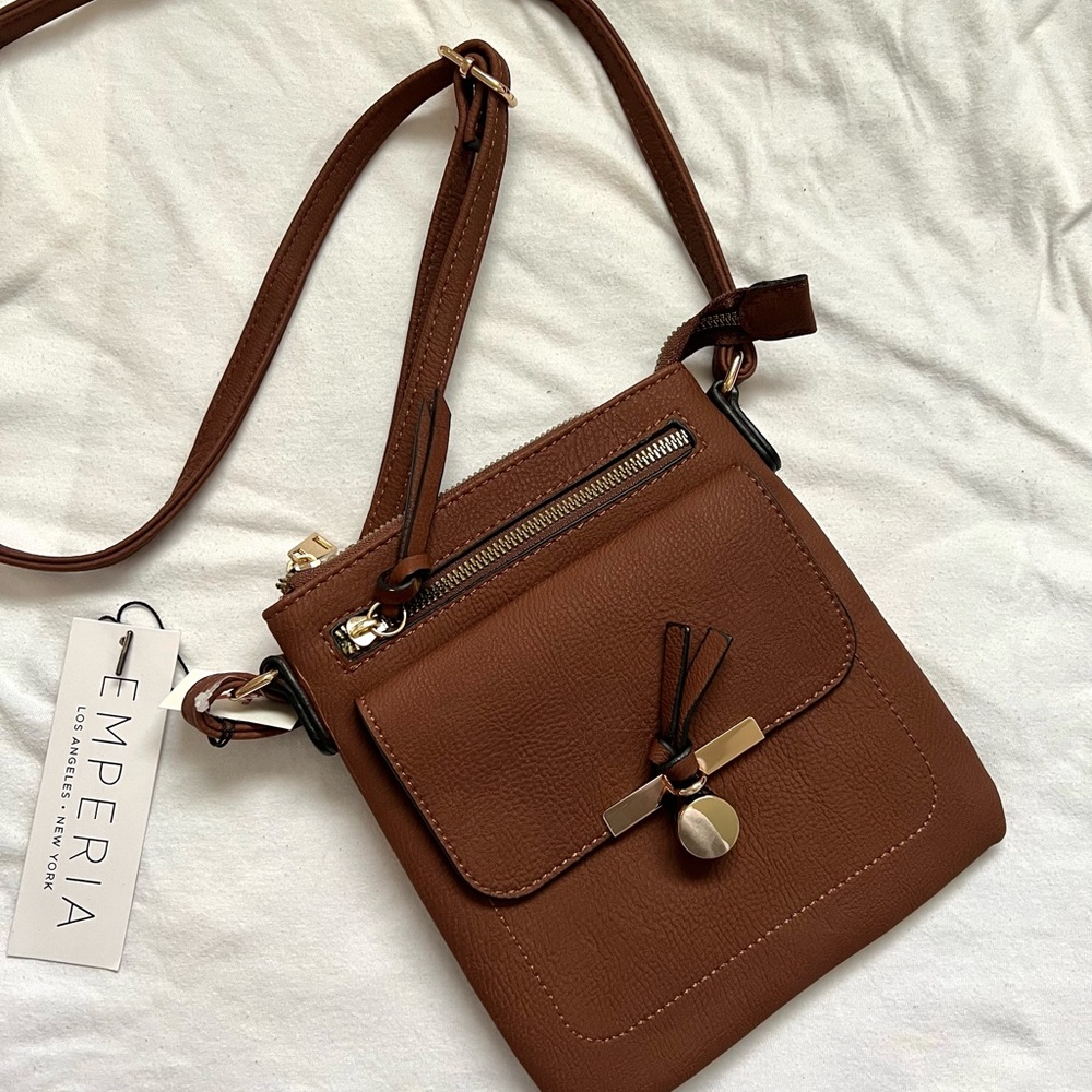 Crossbody purse